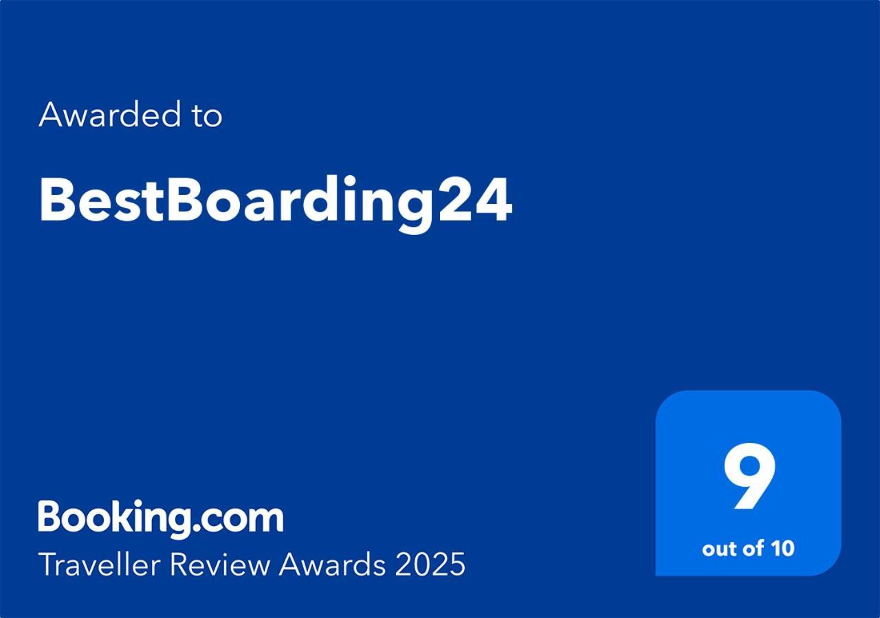 Bestboarding24 Sulzbach am Main Buitenkant foto